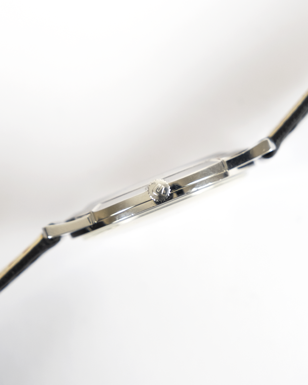 Universal Genève 842 101