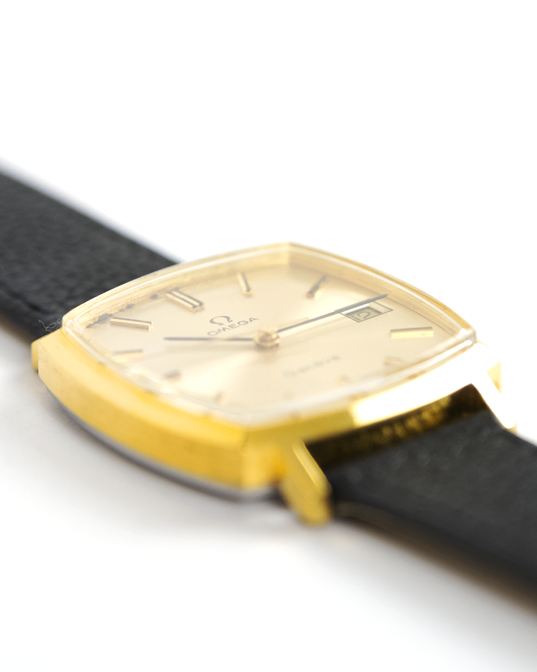 Omega Genève 135.0052